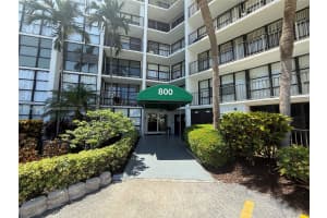 800 Parkview Dr 405 Hallandale Beach, FL 33009 - MLS#A11859196