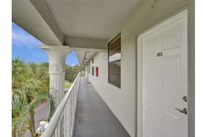 1506 Whitehall Dr 403 Davie, FL 33324 - MLS#A11859218