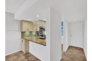 1506 Whitehall Dr 403 Davie, FL 33324 - MLS#A11859218