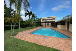 8370 SW 89th St, Miami, FL 33156 - MLS#A11859239