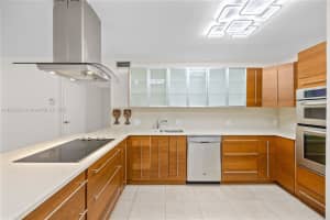 20379 W Country Club Dr 1239 Aventura, FL 33180 - MLS#A11859293