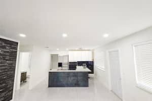 320 W 13th St Hialeah, FL 33010 - MLS#A11859341