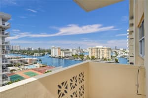 1833 S Ocean Dr 1402, Hallandale Beach