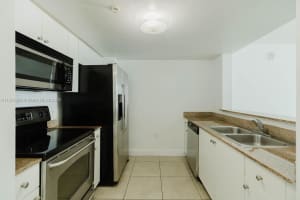 60 Nw 37th Ave 405 Miami, FL 33125 - MLS#A11859380