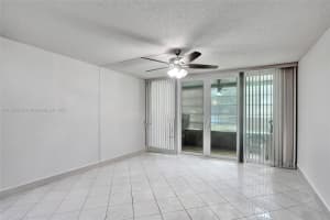 MLS# A11859395, Tamarac, Florida 33321