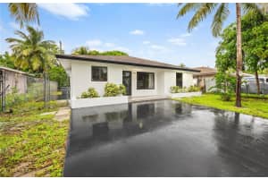 324 Sterling Ave Delray Beach, FL 33444 - MLS#A11859413
