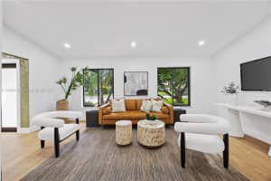 1498 Sw 28th Ave, Deerfield Beach