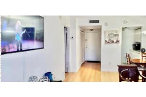 2350 Ne 135th St 212 North Miami, FL 33181 - MLS#A11859417