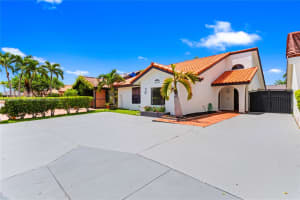 4542 Sw 144th Ct Miami, FL 33175 - MLS#A11859421