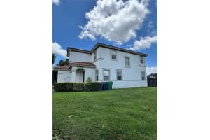 7886 Nw 110th Ave Doral, FL 33178 - MLS#A11859422