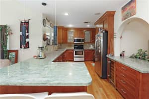 1612 Funston St, Hollywood, FL 33020 - MLS#A11859439