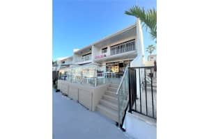 3547 NE 168th St 101, North Miami Beach, FL 33160 - MLS#A11859463