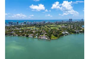 5940 N Bay Rd Miami Beach, FL 33140 - MLS#A11859494