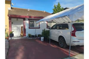 1097 Se 12th Ter, Homestead
