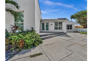 2001 Ne 122nd Rd Ph North Miami, FL 33181 - MLS#A11859515