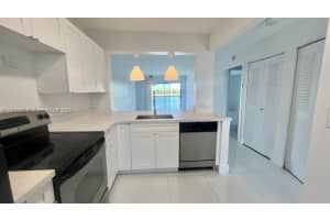 5200 Nw 31st Ave 14 Fort Lauderdale, FL 33309 - MLS#A11859520