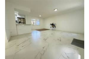 414 Se 14th St 4 Fort Lauderdale, FL 33316 - MLS#A11859557
