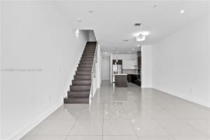 10255 Nw 63rd Ter 205 Doral, FL 33178 - MLS#A11859566
