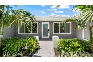 1611 Ne 40th Pl Oakland Park, FL 33334 - MLS#A11859572