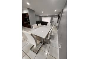 10450 SW 43rd St, Miami, FL 33165 - MLS#A11859625