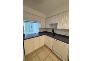 5701 Collins Ave 709 Miami Beach, FL 33140 - MLS#A11859645