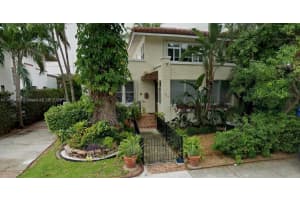 334 Ne 26th Ter, Miami