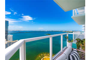 1900 N Bayshore Dr 3712, Miami