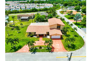 2420 Nw 132nd St Miami, FL 33167 - MLS#A11859712