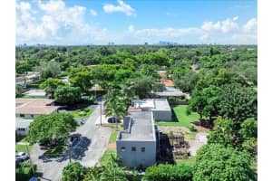 11402 NE 8th Ct, Biscayne Park, FL 33161 - MLS#A11859716