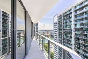 77 SE 5th St 2410, Miami, FL 33131 - MLS#A11859726