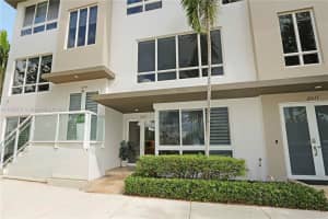 10541 NW 66th St 10541, Doral, FL 33178 - MLS#A11859731