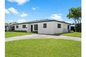 3170 NW 69th St, Fort Lauderdale, FL 33309 - MLS#A11859732