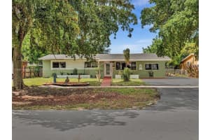6472 Johnson St, Hollywood
