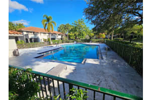 3228 Coral Lake Ln 3228, Coral Springs, FL 33065 - MLS#A11859771
