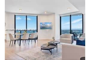 398 NE 5th St 2809, Miami, FL 33132 - MLS#A11859782