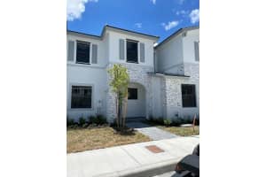 14732 Sw 181st Ter 14732, Miami