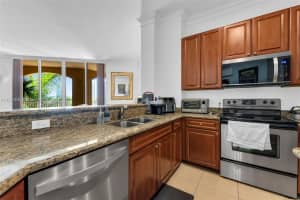 3001 Ne 185th St 610, Aventura