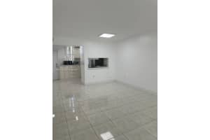 3010 Marcos Dr R203, Aventura
