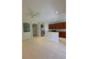 1560 Se Wilshire Pl 103, Stuart