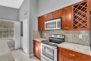 2810 N Oakland Forest Dr 305 Oakland Park, FL 33309 - MLS#A11859862