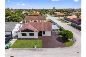 9837 Sw 7th St, Miami