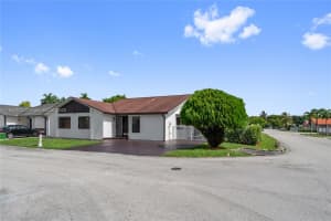 9837 Sw 7th St Miami, FL 33174 - MLS#A11859872