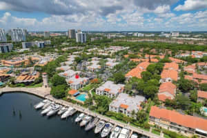 20911 Leeward Ct 245-4, Aventura, FL 33180 - MLS#A11859916