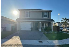 572 Ne 6th Pl, Florida City