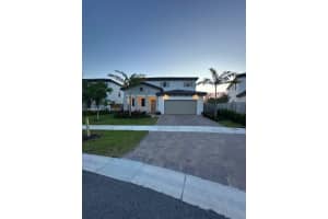 MLS# A11859935, Homestead, Florida 33032