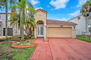 544 Nw 159th Ln, Pembroke Pines