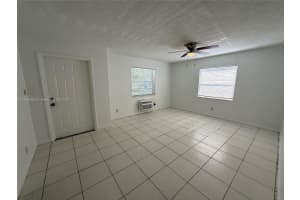 1620 NW 52nd Ave A, Lauderhill, FL 33313 - MLS#A11859963