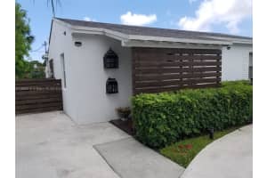 1324 Nw 1st Ave Fort Lauderdale, FL 33311 - MLS#A11860012