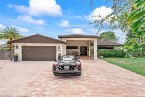 14830 Dade Pine Ave, Miami Lakes