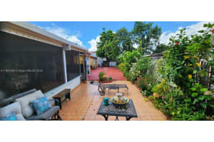 18959 Nw 63rd Ct Cir Hialeah, FL 33015 - MLS#A11860068